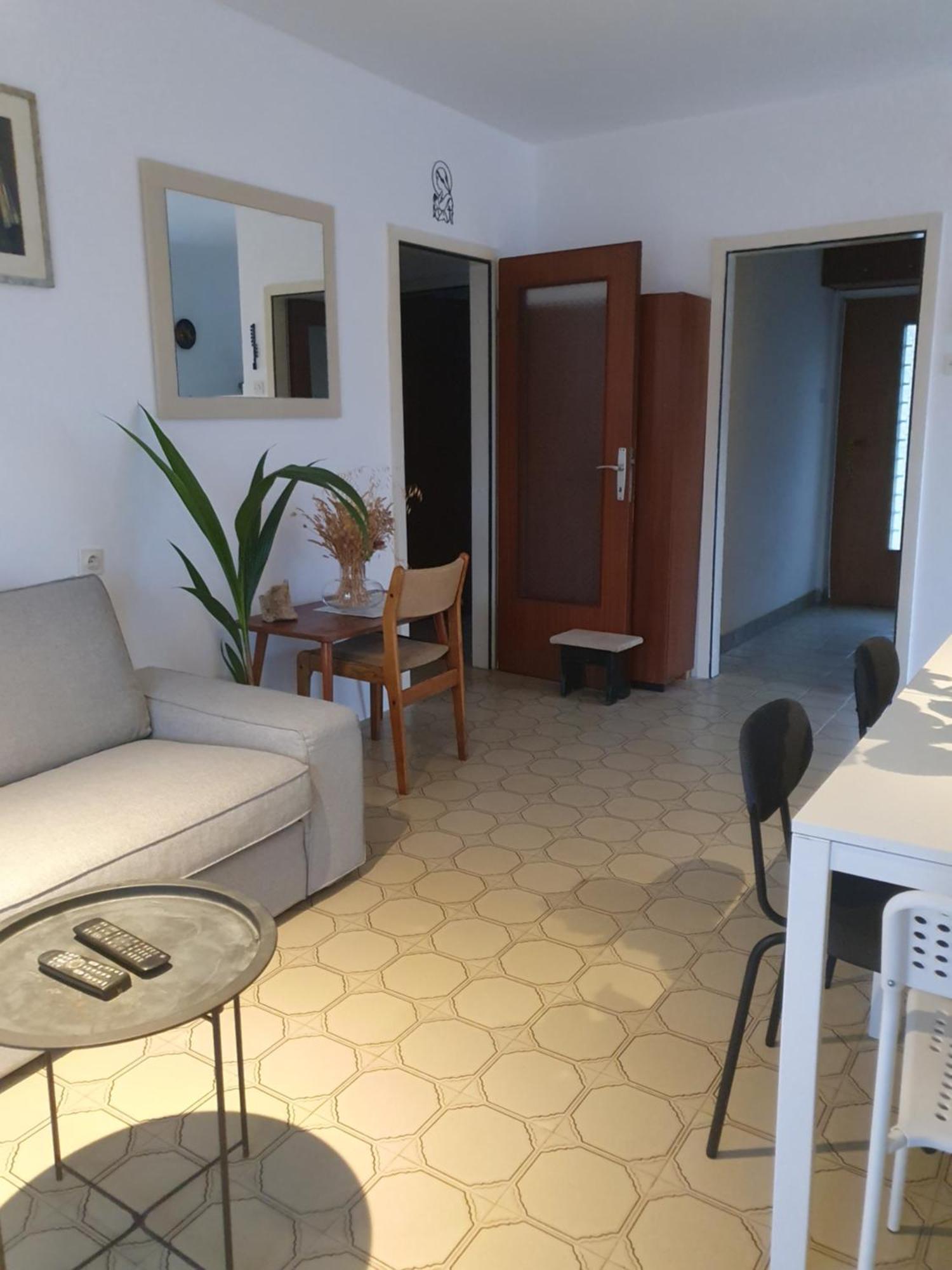 Apartment Laura Тисно Екстер'єр фото